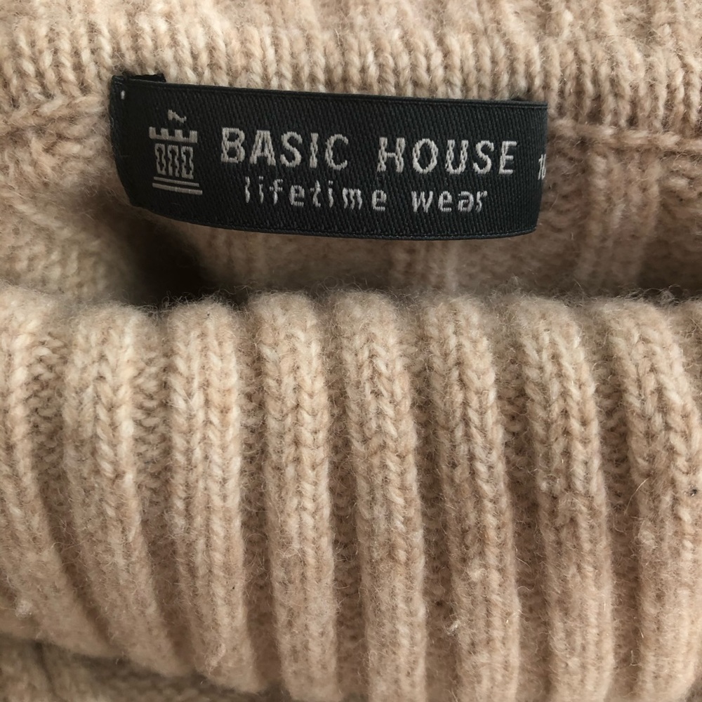 Basic House Sweater - image 3